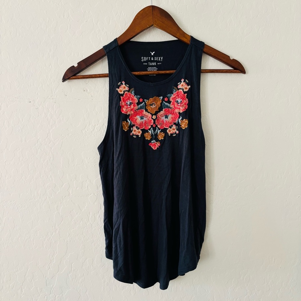 American Eagle Outfitters Gray Tank Top with Floral Embroidery Soft & Sexy Small